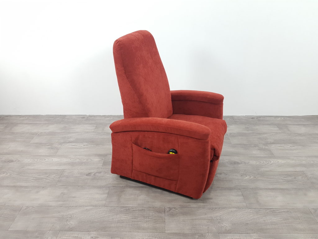 232 Staop stoel 571, 45cm. rood. Zeker Zit, staop stoelen