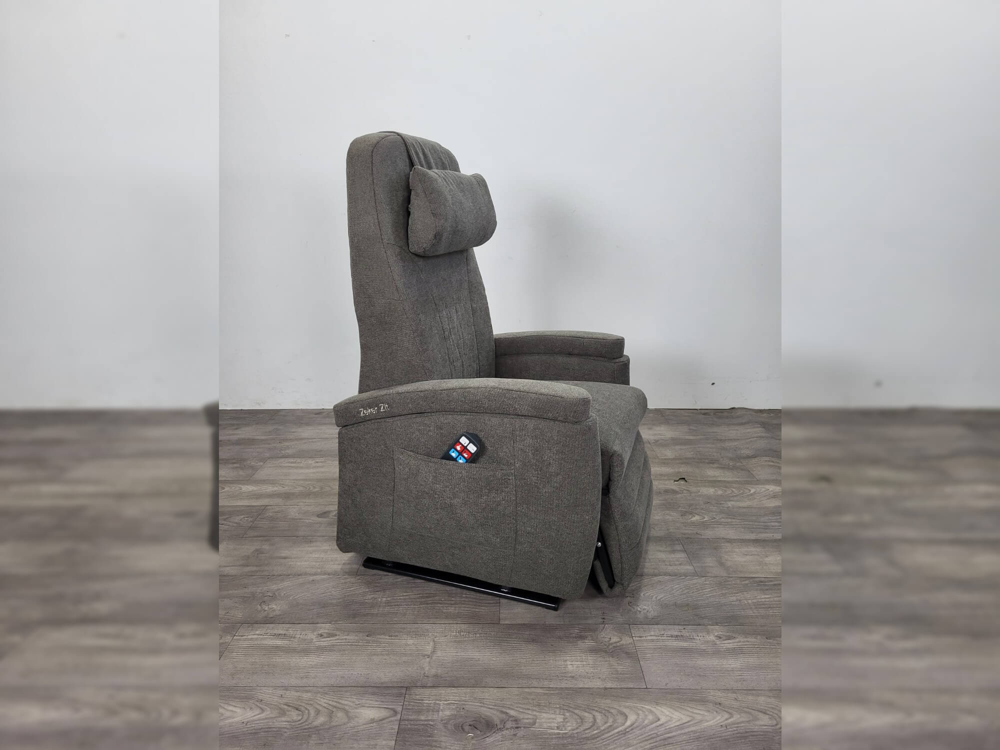 1394-570-L-bruin-bloq-liggend